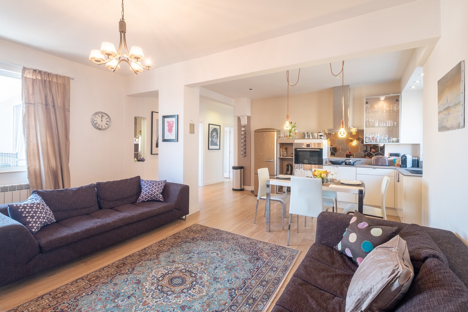 Tranquil Place in the middle of Downtown 7 Flat Manager Booking
