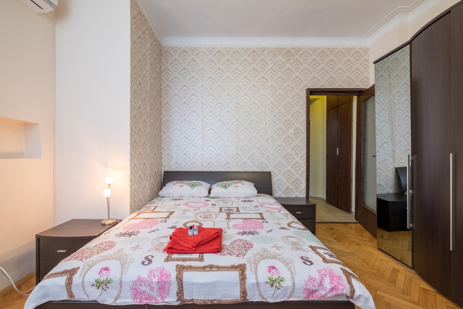 ☼ Very Central & Aristocratic 2BDR w/ ACs ☼ 15 Flat Manager Booking