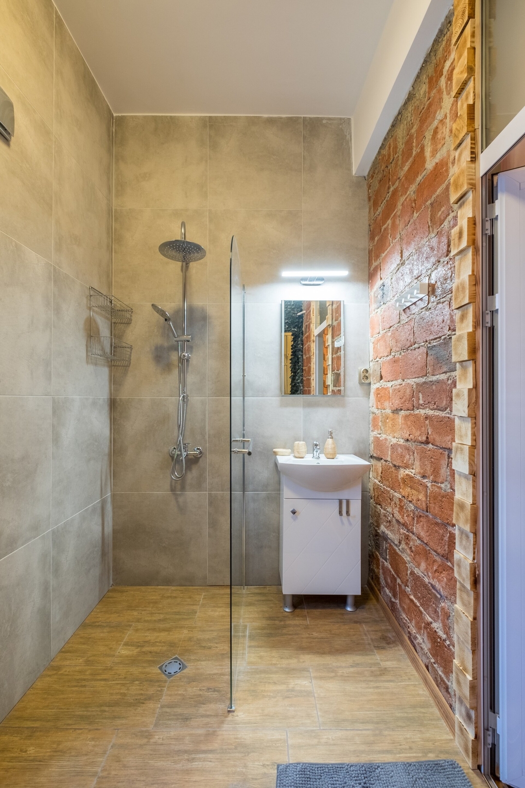 3 BDR & 3 BTHR Duplex | In the Heart of Sofia 43 Flat Manager Booking