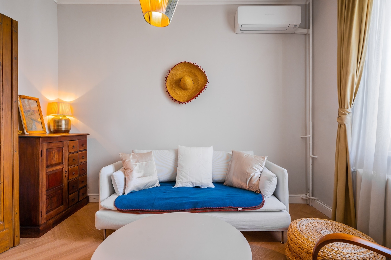 Cozy Heaven at Vitosha Blvd - Sofia - 2BDR 6 Flat Manager Booking