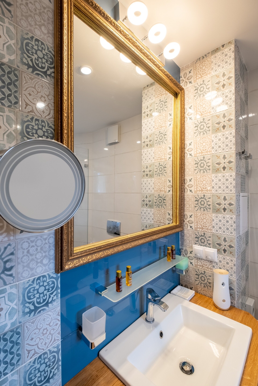 ⭐⭐⭐⭐⭐ High-end Designer Aprt ➫ AC & Lift & Balcony 10 Flat Manager Booking