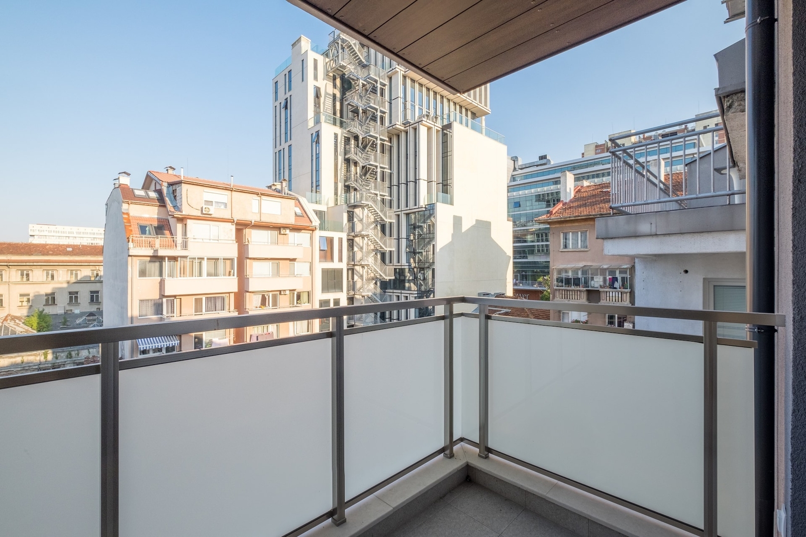 Minimal interior design / Metro Station / Luxury A 29 Flat Manager Booking