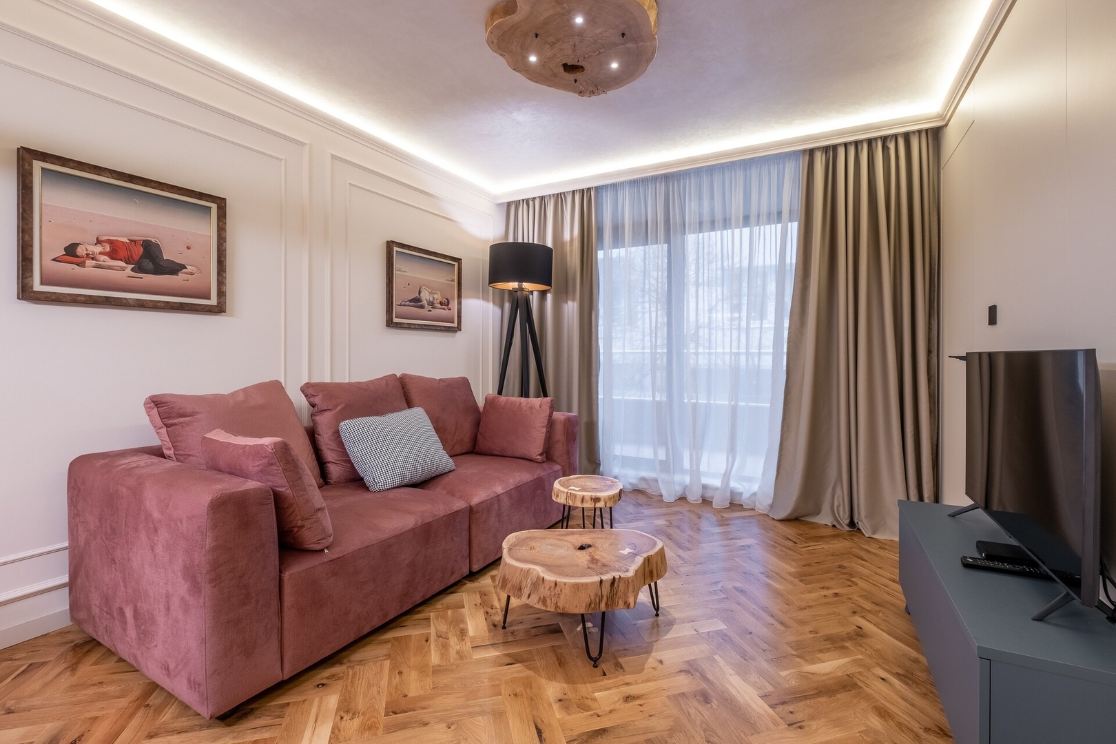 SOFapart Comfy and Elegant Apt with 2 BDR/ Parking 1 Flat Manager Booking