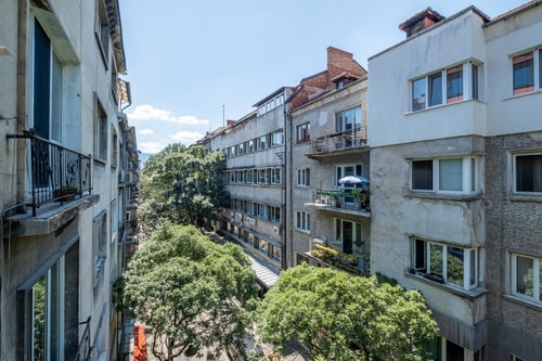 Modern yet Rustic Style City Centre Apt | 2BR/2BTH 33 Flat Manager Booking