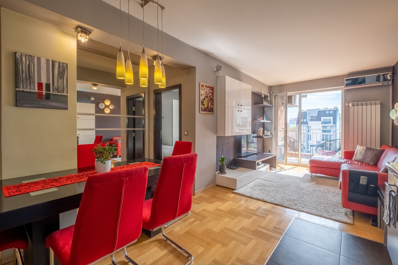 iLonka's Home | 1 BDR with Workspace and Terrace 1 Flat Manager Booking