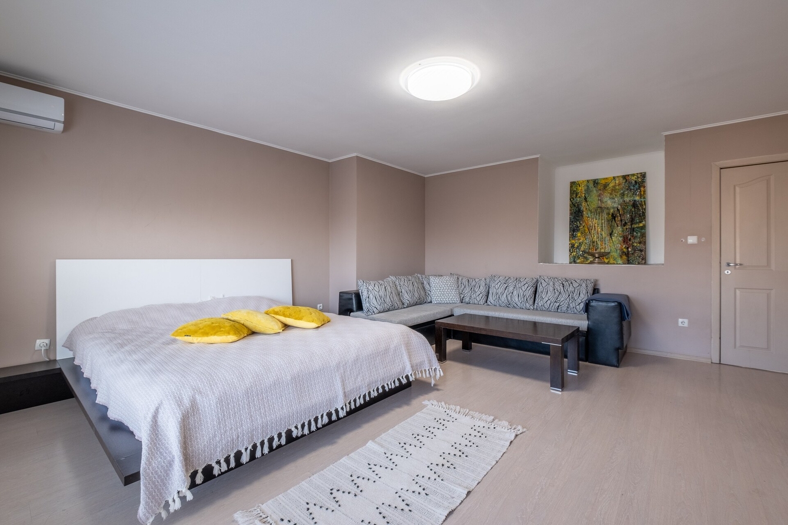 Marvelous Apt / Roof Top Terrace / 2BDR / 2BTH 8 Flat Manager Booking