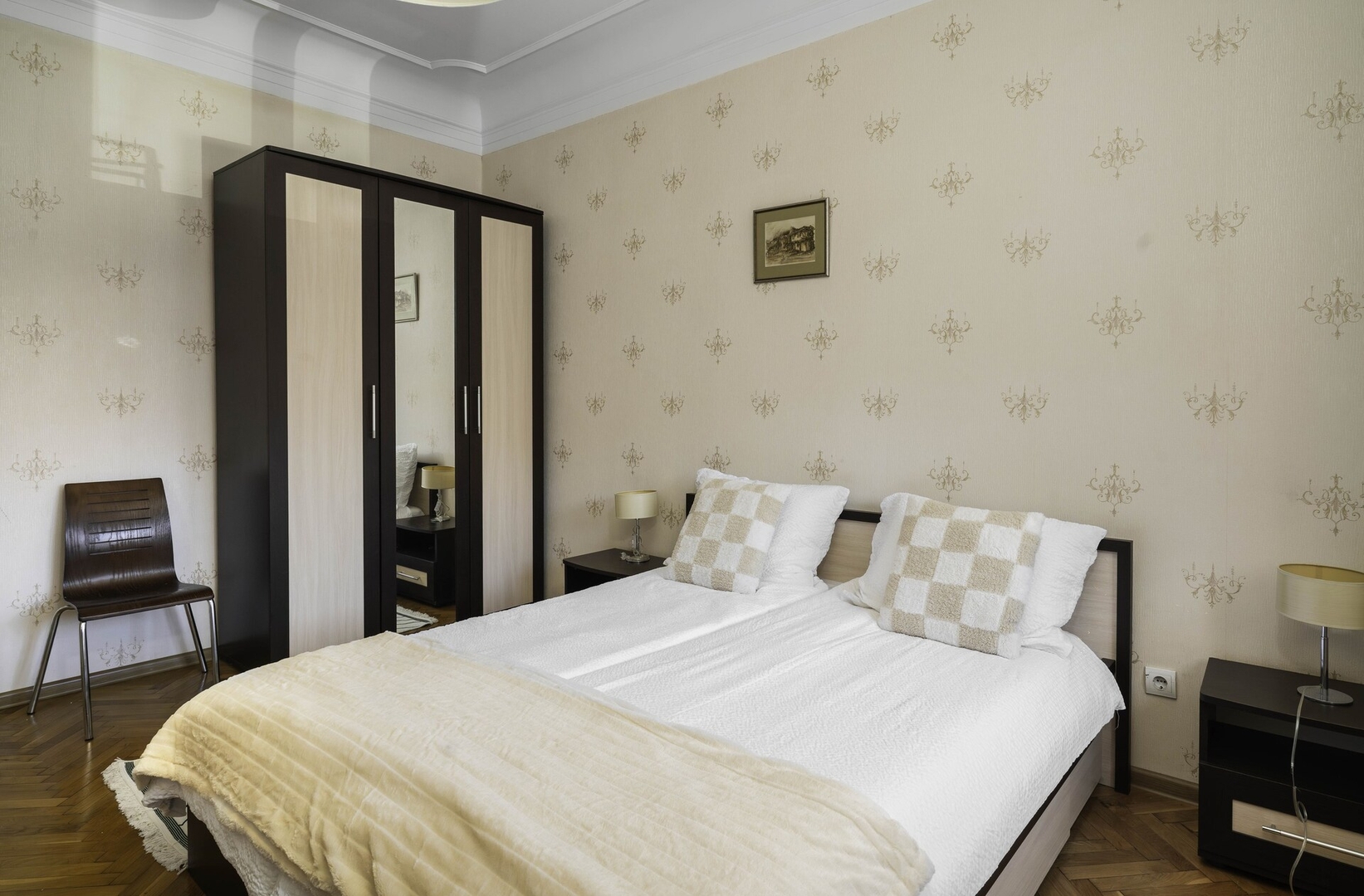 Aristocratic 2 Bedroom Flat Next to NDK 11 Flat Manager Booking