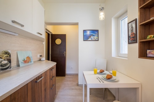 ☼ Very Central & Aristocratic 2BDR w/ ACs ☼ 39 Flat Manager Booking