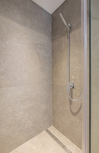 SOF.OSOGOVO32A · Minimal interior design / Metro Station / Luxury A 25 Flat Manager Booking