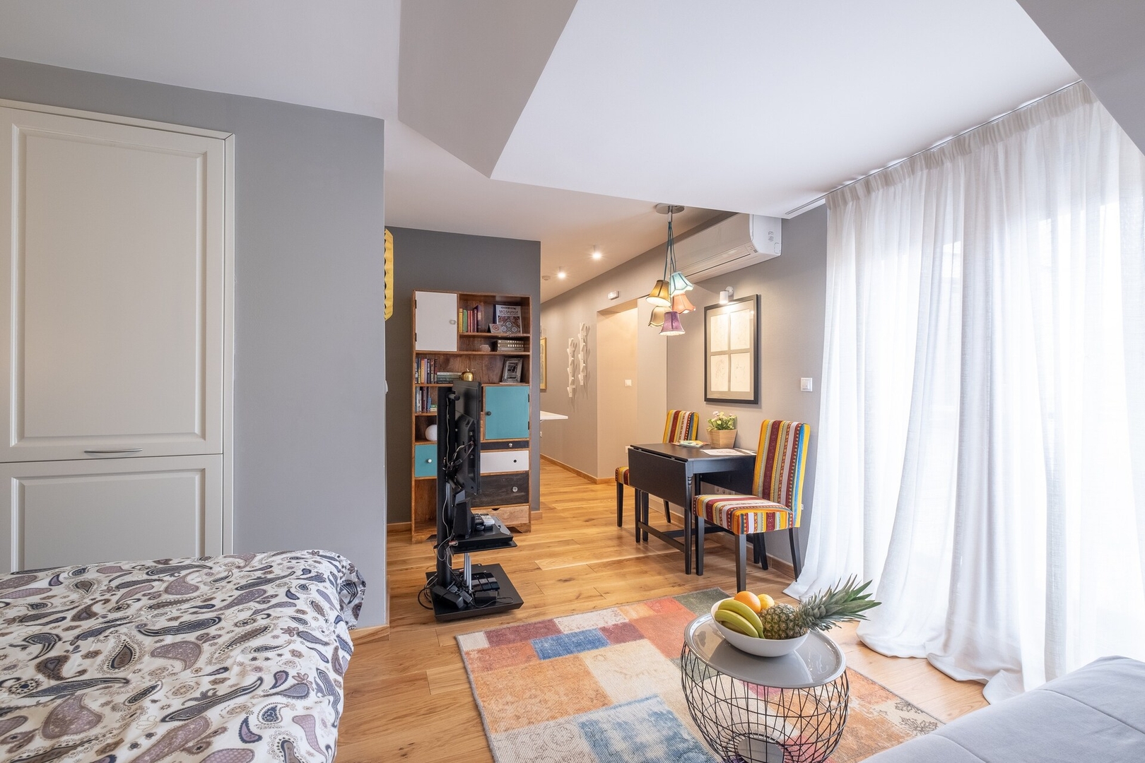 ⭐⭐⭐⭐⭐ High-end Designer Studio ➫ AC + Parking 14 Flat Manager Booking