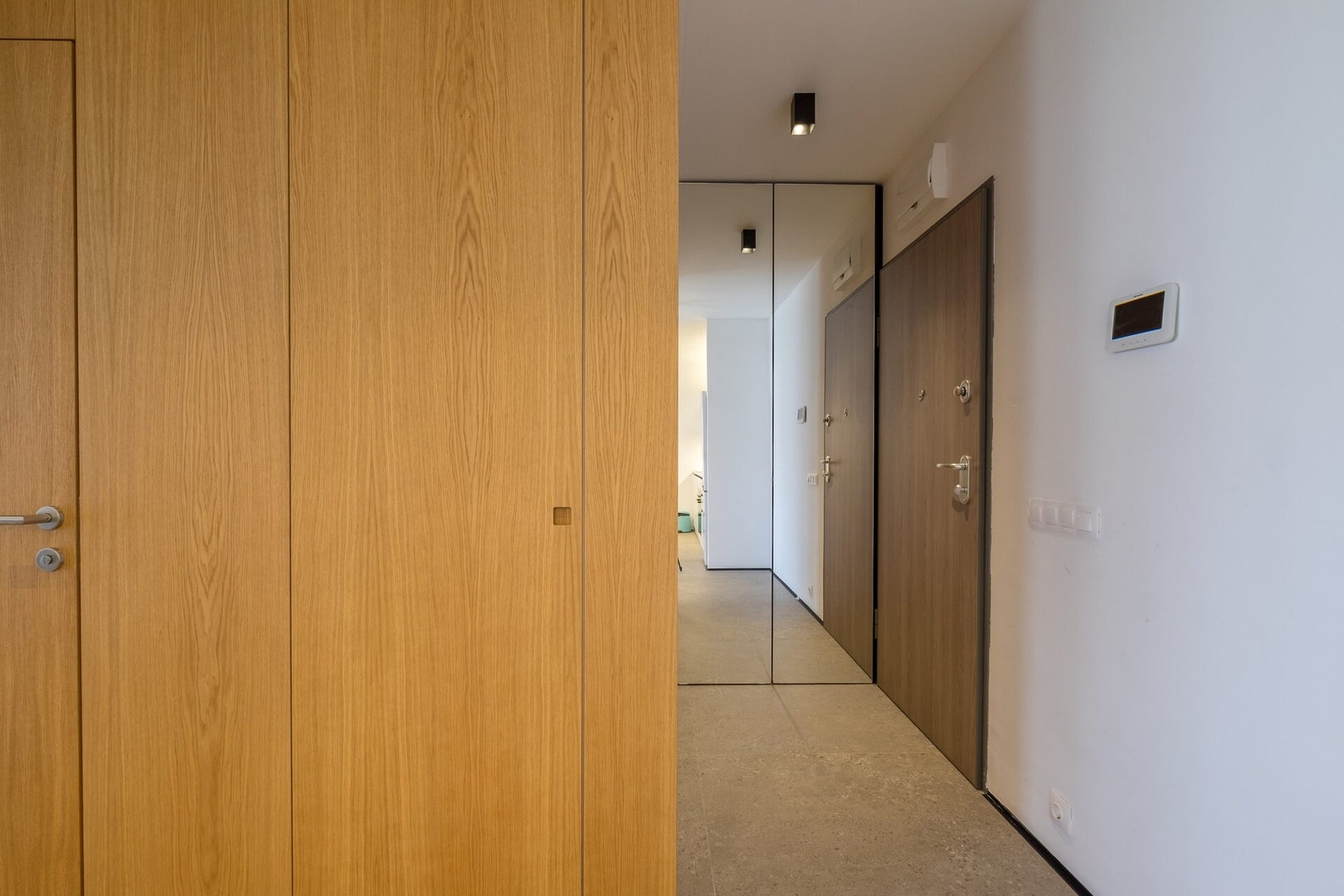 Minimal interior design / Metro Station / Luxury B 27 Flat Manager Booking
