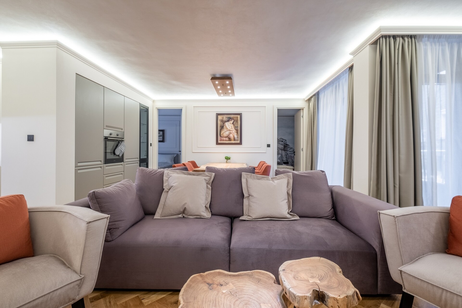 SOFapart Boutique Apt with 3 BDR + 2 BTH & Parking 21 Flat Manager Booking
