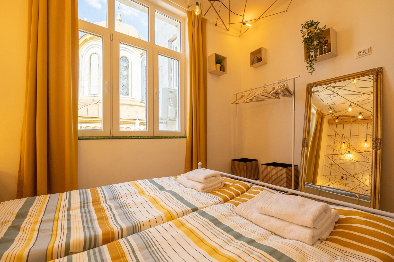 3 BDR & 3 BTHR Duplex | In the Heart of Sofia 4 Flat Manager Booking