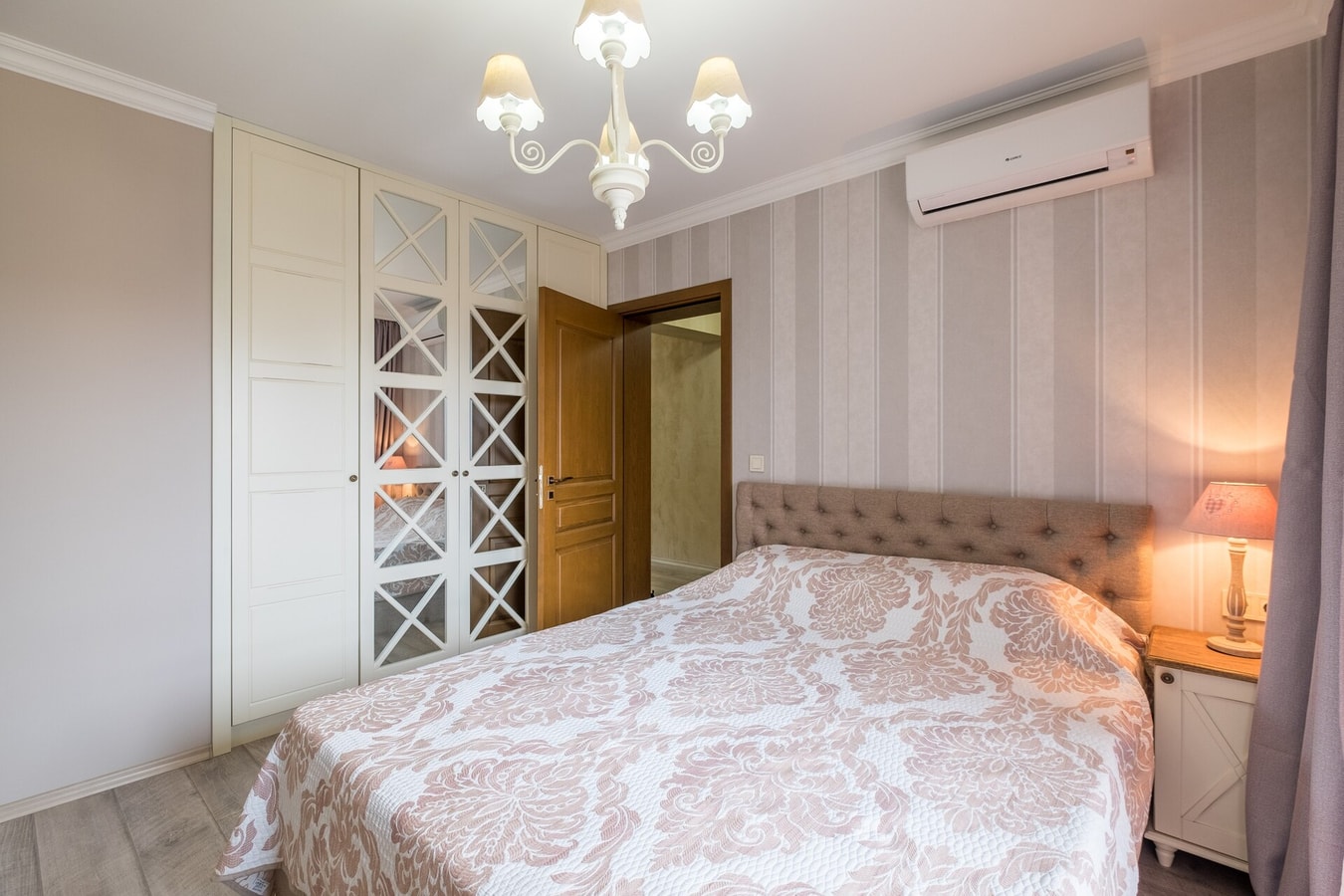 The EGO house @ Vitoshka Street 17 Flat Manager Booking