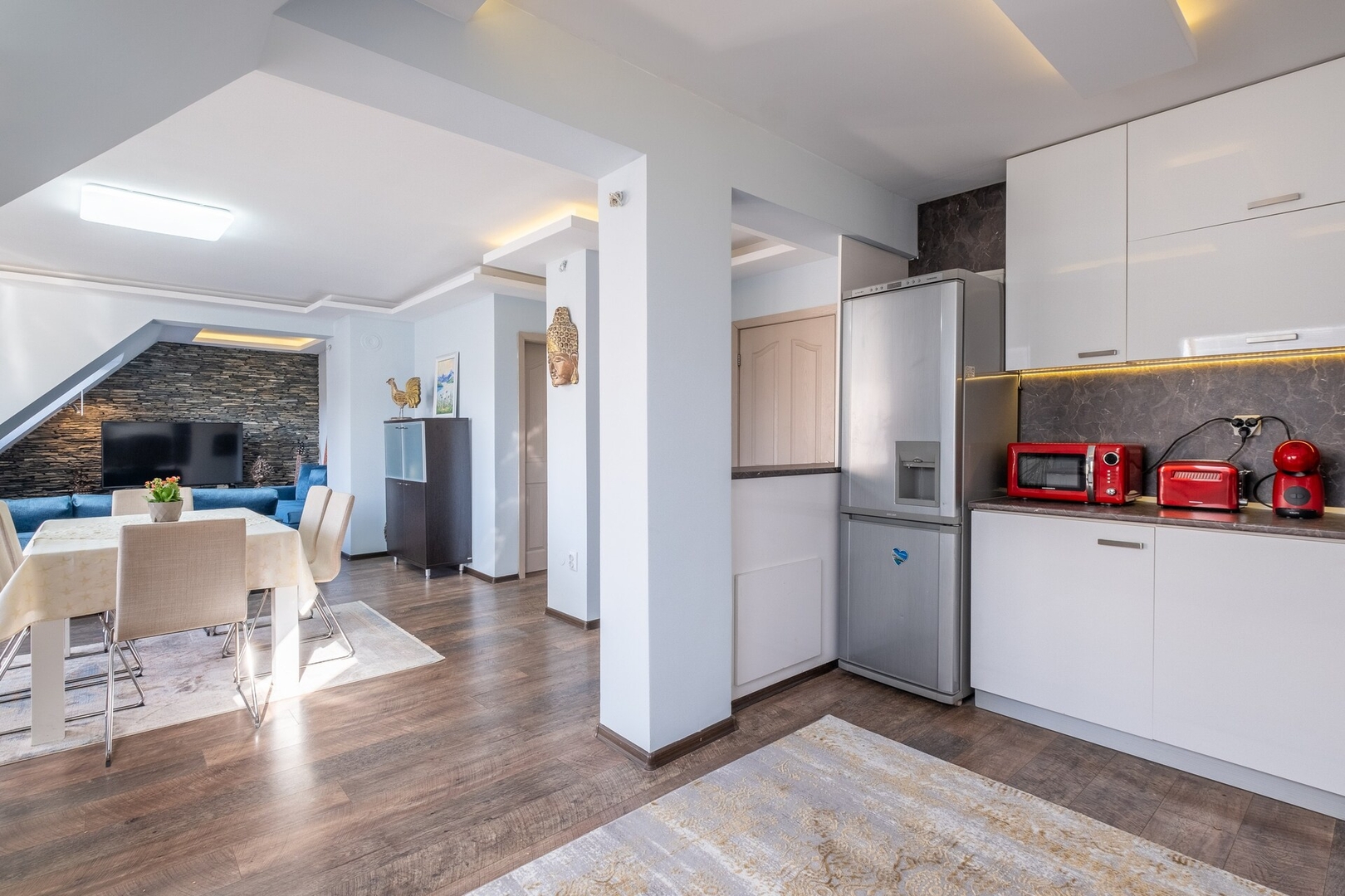 Marvelous Apt / Roof Top Terrace / 2BDR / 2BTH 16 Flat Manager Booking