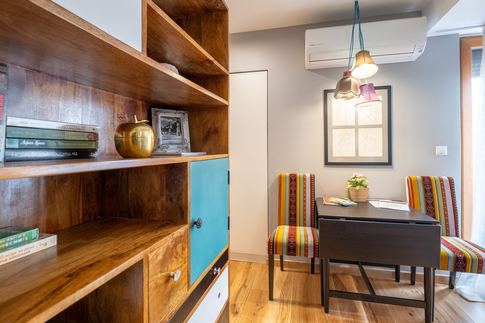 ⭐⭐⭐⭐⭐ High-end Designer Studio ➫ AC + Parking 21 Flat Manager Booking