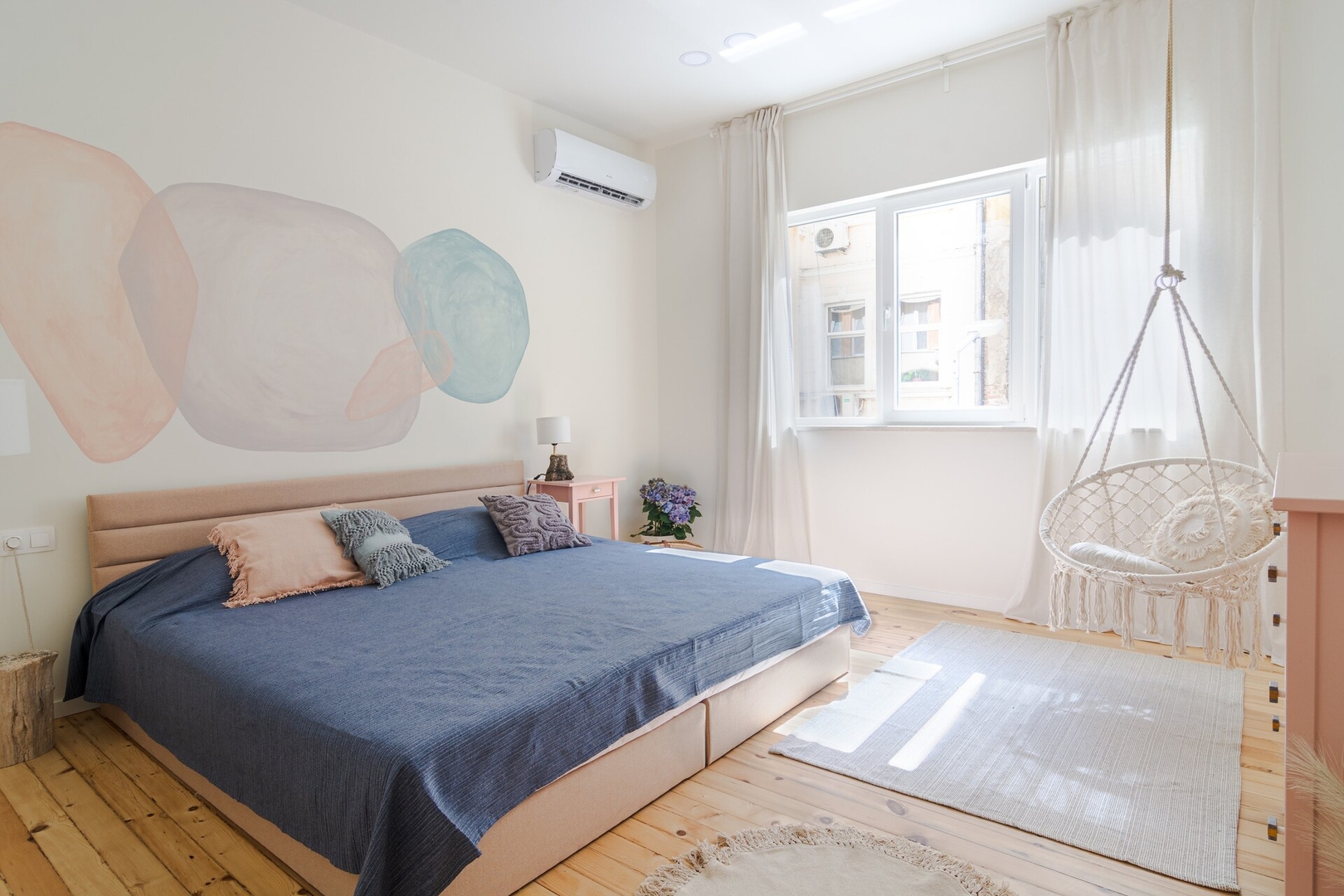 City Center 1BR | Super King Size Bed WiFi200Mbp 19 Flat Manager Booking