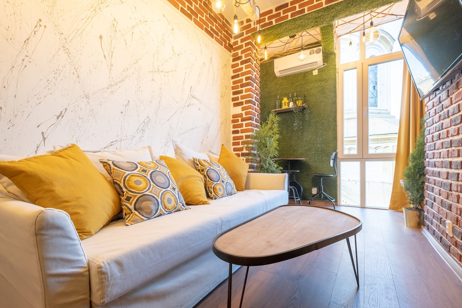 3 BDR & 3 BTHR Duplex | In the Heart of Sofia 24 Flat Manager Booking