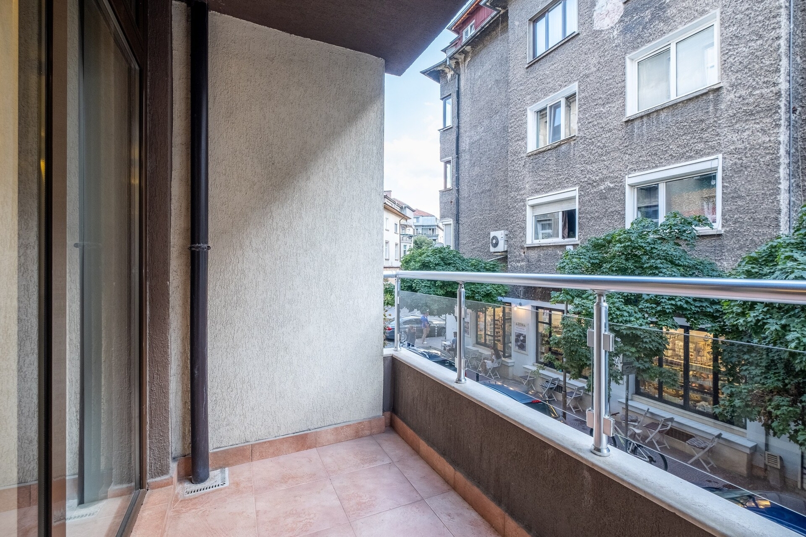 SOFapart Boutique Apt with 3 BDR + 2 BTH & Parking 13 Flat Manager Booking