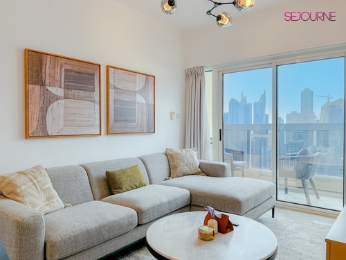 Luxurious 2BR in Dubai Gate 1 JLT 6 Sejourne - Luxury Holiday Homes | Luxury short term rentals in Dubai