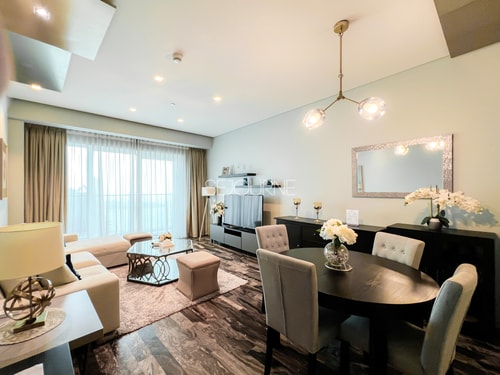 Panoramic Views 1BR| Damac Heights| Dubai Marina 23 Sejourne - Luxury Holiday Homes | Luxury short term rentals in Dubai