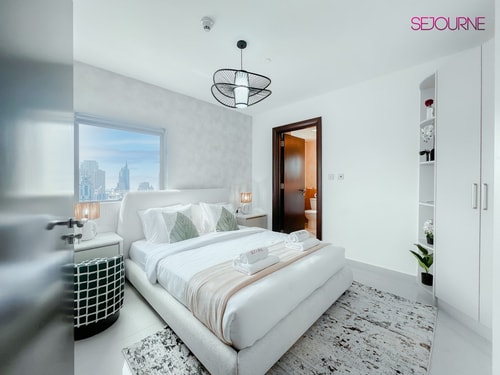 Luxurious 2BR in Dubai Gate 1 JLT 12 Sejourne - Luxury Holiday Homes | Luxury short term rentals in Dubai