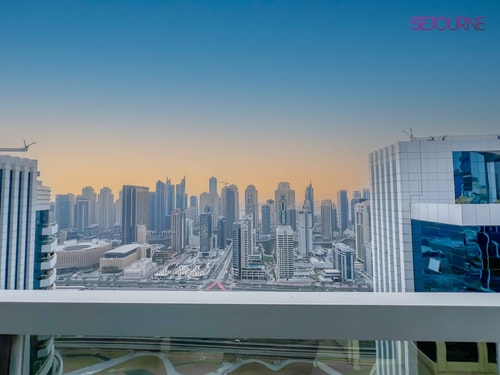 Luxurious 2BR in Dubai Gate 1 JLT 3 Sejourne - Luxury Holiday Homes | Luxury short term rentals in Dubai