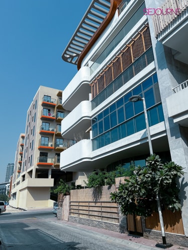 Modern Furnished Studio in Villa Pera JVC 2 Sejourne - Luxury Holiday Homes | Luxury short term rentals in Dubai