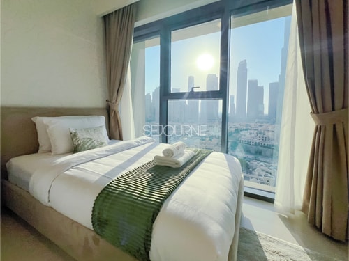 Full Burj Khalifa View 2BR in Burj Royale Downtown 17 Sejourne - Luxury Holiday Homes | Luxury short term rentals in Dubai