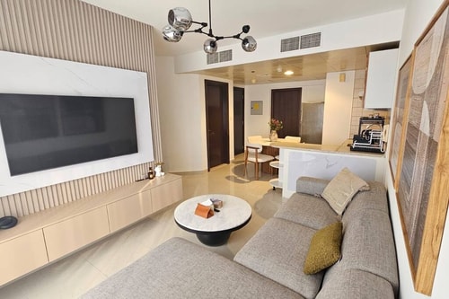 Luxurious 2BR in Dubai Gate 1 JLT 1 Sejourne - Luxury Holiday Homes | Luxury short term rentals in Dubai