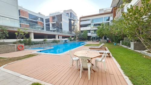 Modern Furnished Studio in Villa Pera JVC 3 Sejourne - Luxury Holiday Homes | Luxury short term rentals in Dubai