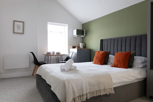 Bay City Studio Apartments in Cardiff