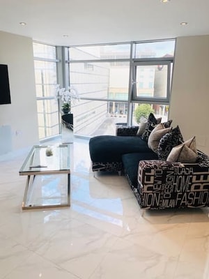 Superior Apartment In Cardiff City Centre