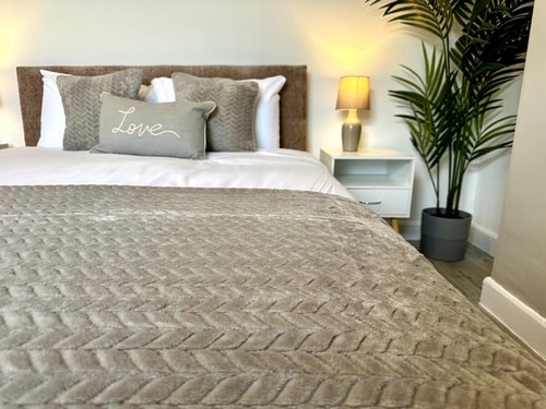 City Centre House - Pet Friendly - Free Parking