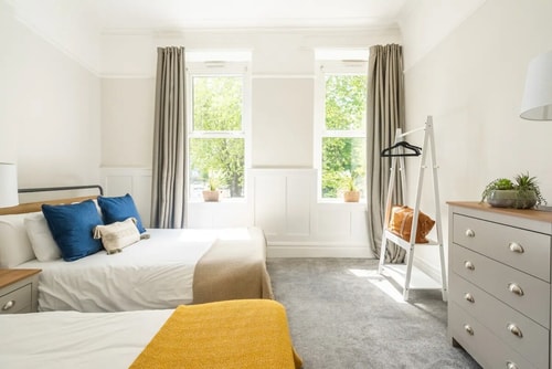 2-Bedroom Close to City Centre - Sleeps 6