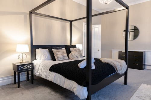 Luxury Boutique 5 Bed House in Cardiff
