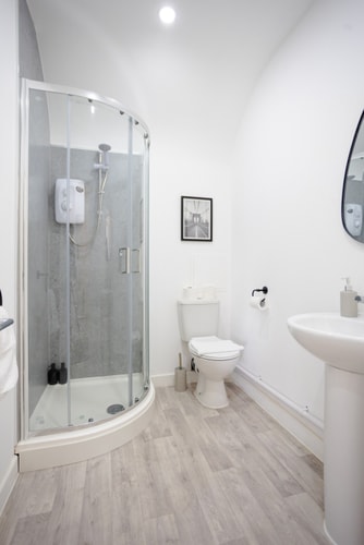 Cornwall St - F4 - 2 Bed - Sleeps 4