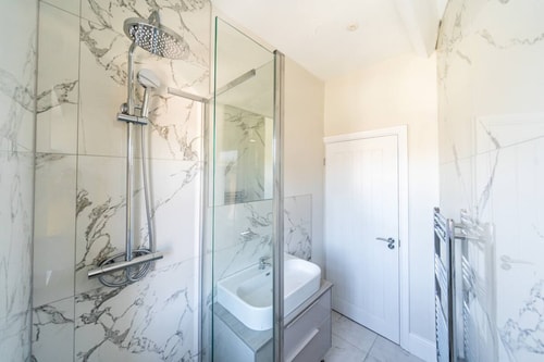 N- HG - Flat 4  - Heather - Sleeps 4