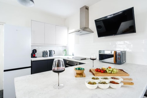 N- HG - Flat 2 - Rowan - Sleeps 4