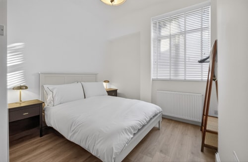 6BA - 194 Corp - Myra - Ground floor