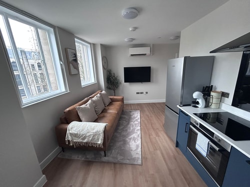 Castle View Apartments | 2BR | Air Conditioned