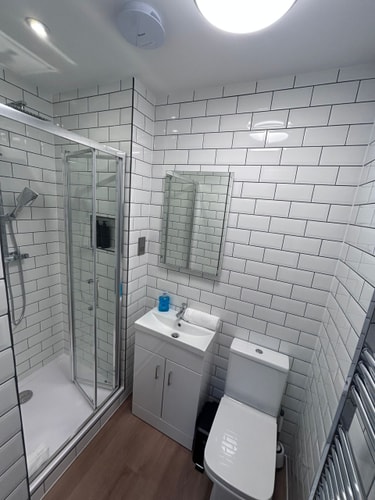 Castle View 2BR - Apt 5 2nd floor