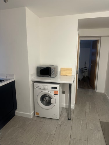 Y - 9 Corporation Rd Flat A - 2bed