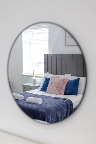 Cornwall St - F2 - Sleeps 7