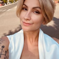 Яна