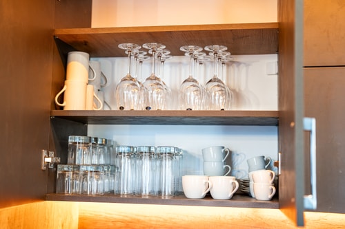 3 Private Rooms/ Lounch /  Parking / Center 27 Host2u
