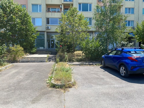 Host2U Luxury /Private Parking /Next to Metro 1 Host2u