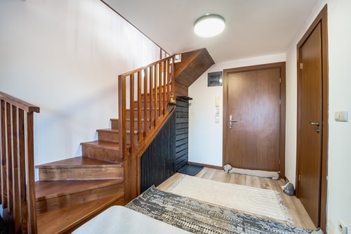 Cozy Loft / Great View / Free parking / Ski 11 Host2u
