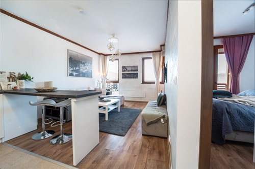 Best View Apartment / Ski / Free Parking / Shuttle 13 Host2u