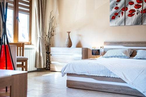 3 Private Rooms/ Lounch /  Parking / Center 22 Host2u